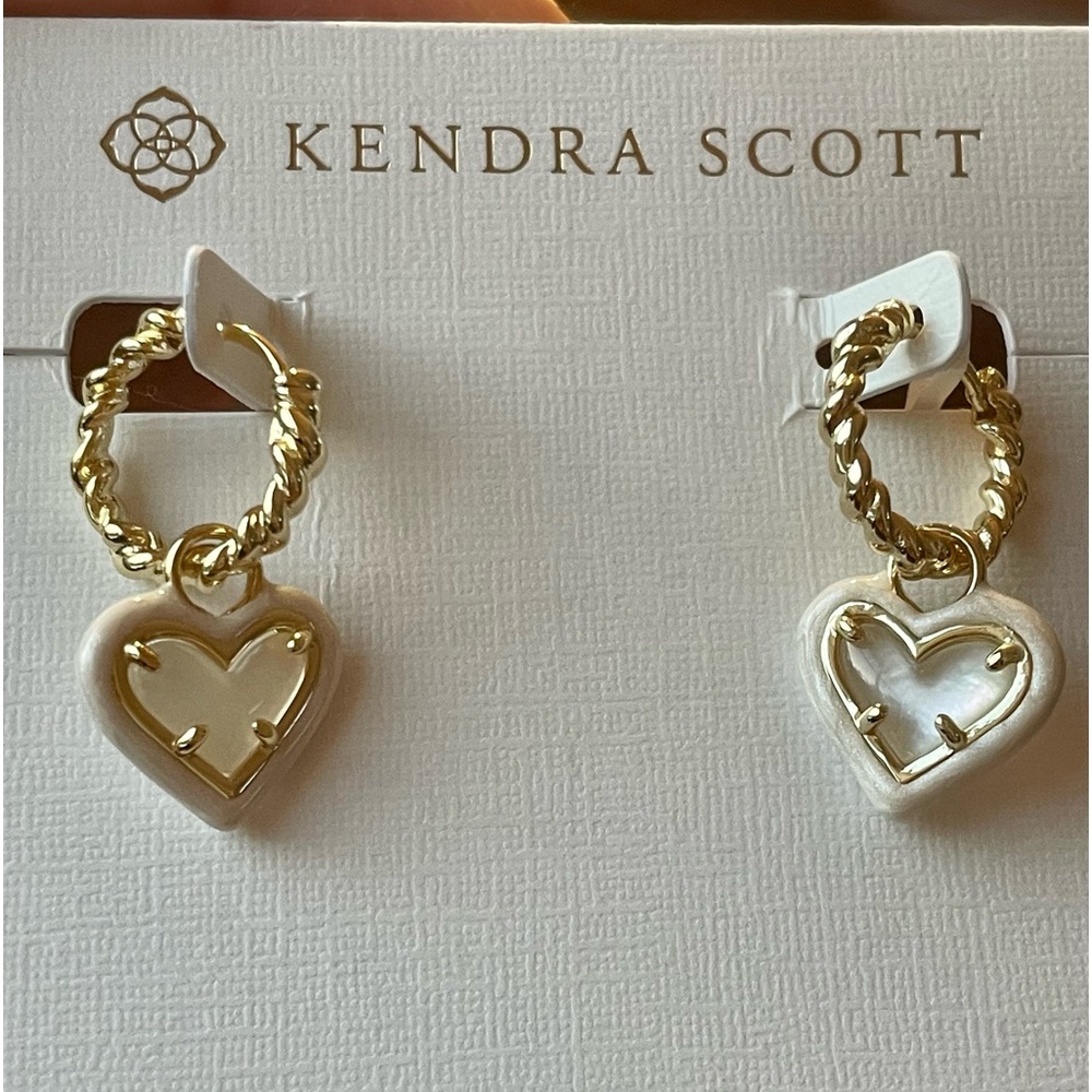 NWT- Kendra Scott Ari Heart Dangle Rope Huggie Hoop Earrings